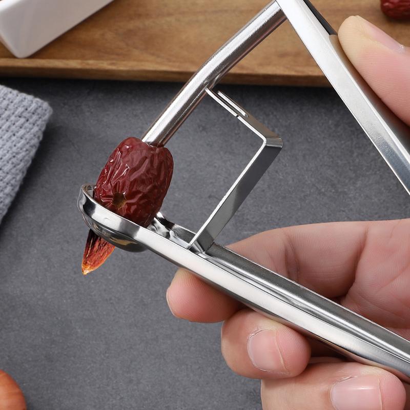 Kitchen Gadgets For Small Kitchens - أداة إزالة النوى متعددة الوظائف للكرز