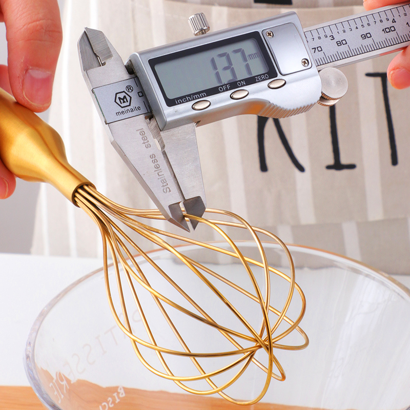 الفولاذ المقاوم للصدأ البيض ال - مراجعة Quirky Kitchen Gadgets وسعره