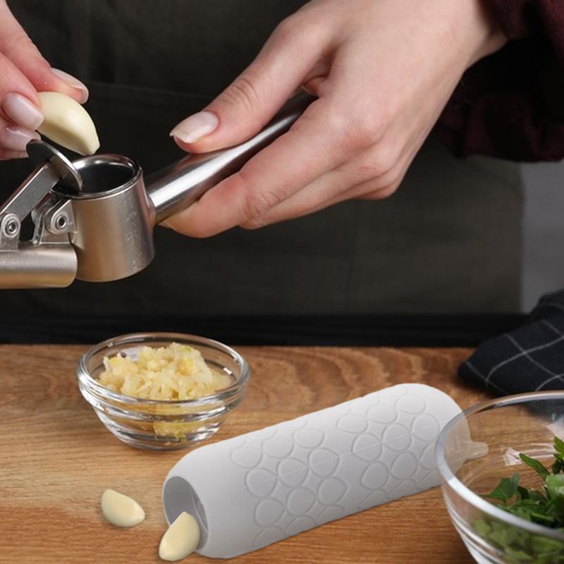 أنبوب مقشرة الثوم سيليكون سريع - مراجعة Kitchen Gadgets For Small Kitchens وسعره