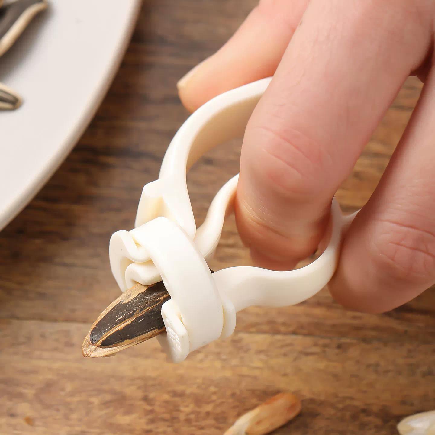 4 قطع من أدوات تقشير المكسرات  - مراجعة Kitchen Gadgets For Small Kitchens وسعره